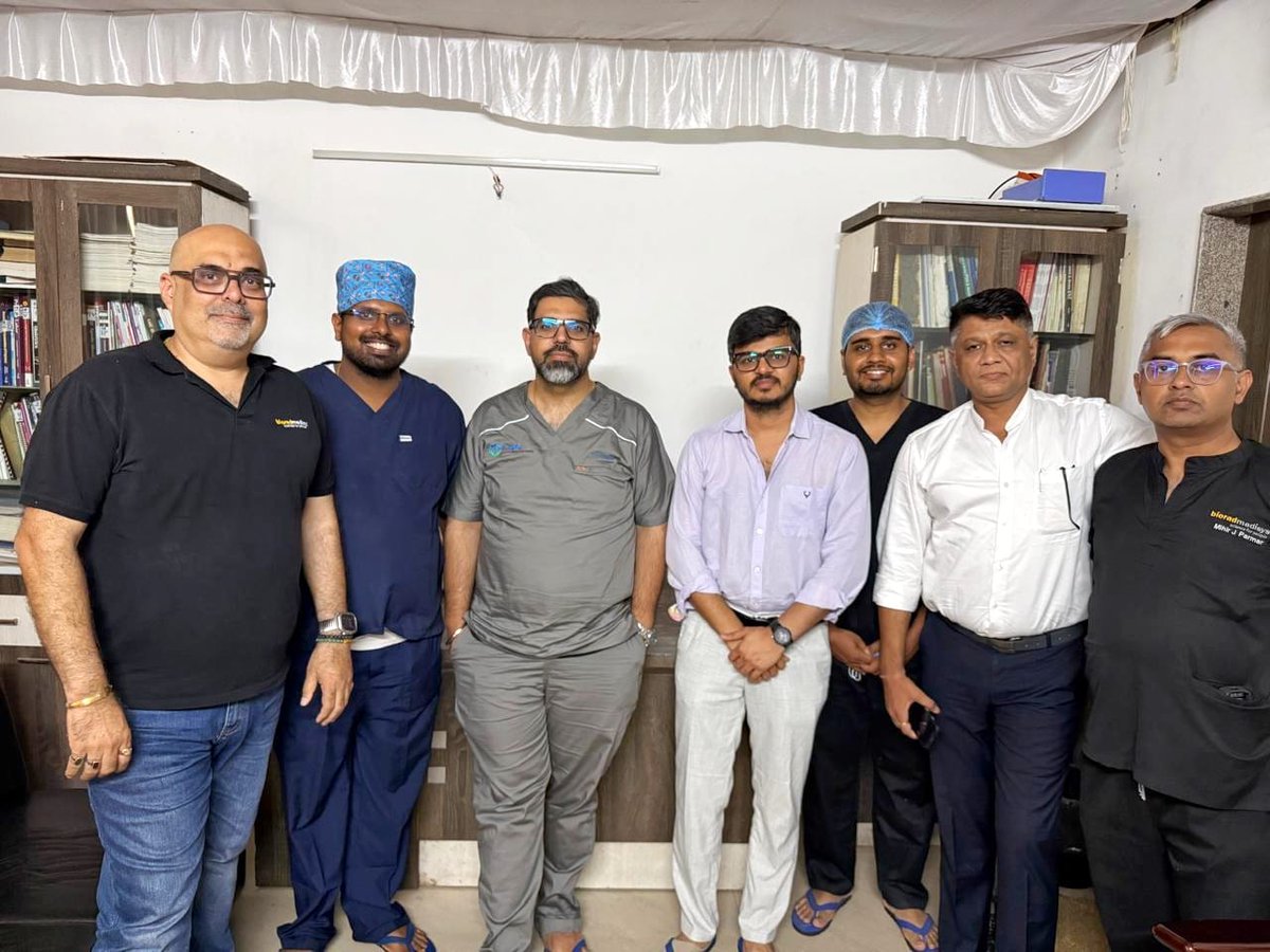 biorad_medisys's tweet photo. Mastering #ThuFLEP with @RIRS_inDelhiNCR  Biorad Medisys hosted a Live ThuFLEP CME at Agrawal Hospital, Patan, Gujarat, with Dr. Sahil Agrawal, sharing advanced Thulium Fiber Laser enucleation techniques and practical insights for minimally invasive BPH care. 

#Urology #CME https://t.co/bQPobTxLpO