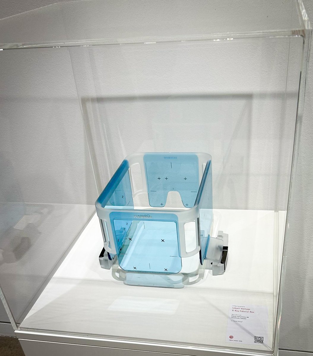 Elekta's tweet photo. Congratulations to the team behind the Leksell Vantage X-Ray Fiducial Box on its @reddot Design Award! Designed for precise stereotactic image registration, it pairs accuracy with clinician-centered design. A great example of innovation helping advance treatment planning and care delivery. #RedDotAward #reddotmoment #ProductDesign #SRS