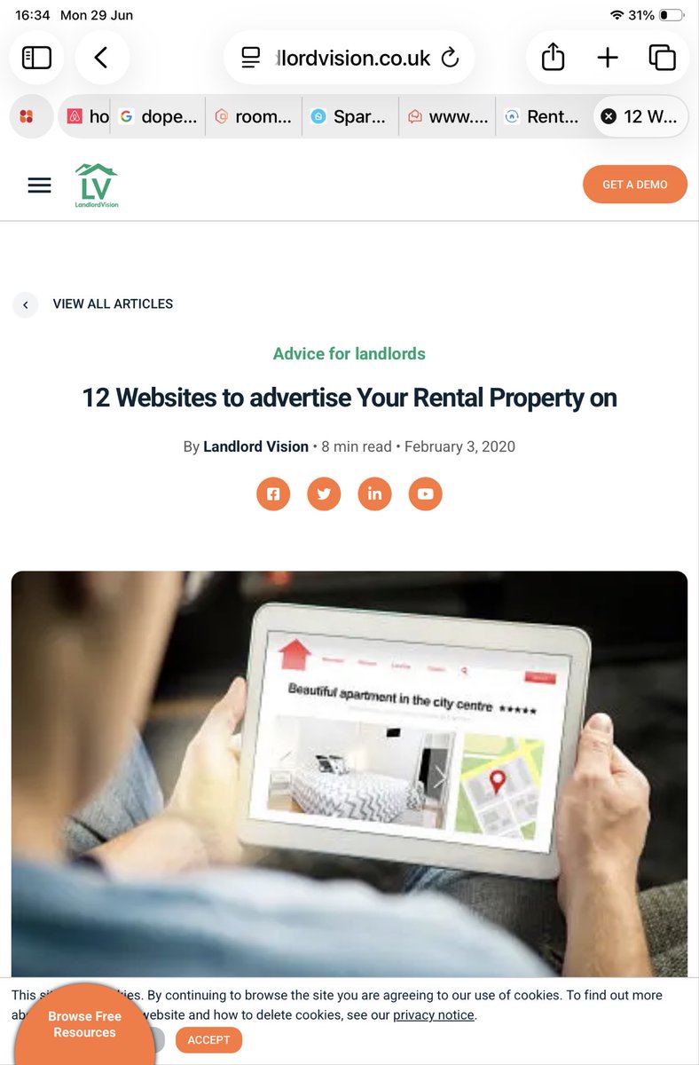 Simoncitizen's tweet photo. @BBCLondonNews #AirBnb #SpareRoom … should have identified #IllegalSocialHomes being #Listed before they are listed. #NoRespectForNeighbours #QuietAndEnjoyment. This also applies to #Leaseholds #ReadTheLeaseInFull and check your #HomeInsurance #HomeContentsInsurance. https://t.co/awXWd9FcxR