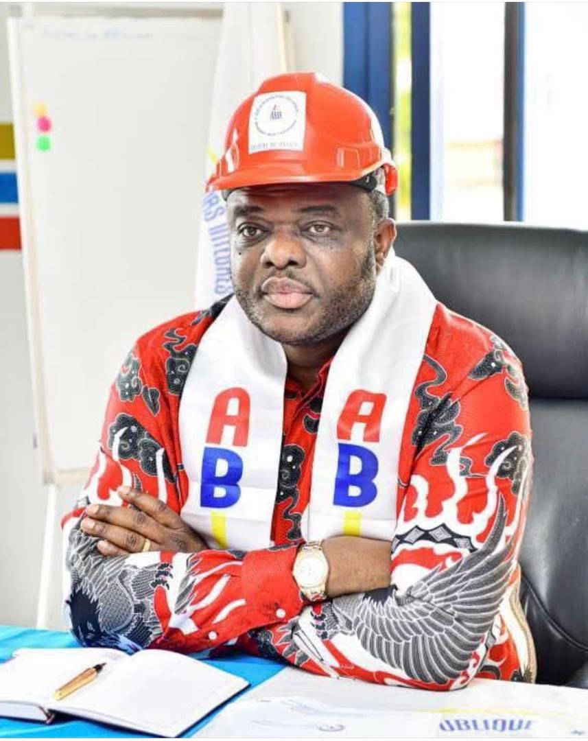 pascal_mulegwa's tweet photo. #RDC 🇨🇩 : Un complot contre le député national @KalonjiAuguy3 ?  Son cabinet fait état ce matin des preuves que « certaines personnes envisageraient de faire déposer frauduleusement des armes à feu au domicile » de l’élu de Kinshasa « dans le but de mettre en œuvre un plan de déstabilisation à son encontre. ». 

« Les auteurs, leurs complices ainsi que toute personne impliquée dans ces manœuvres » mis en garde. 

La justice a été saisie. Ils « assumeront personnellement les conséquences de leurs actes » car « nul n’est au-dessus de la loi.

La même source parle d’allégations et accusations « totalement infondées » et ne reposant sur « aucun élément crédible » qui sont véhiculées dans le cadre d’une campagne de diffamation.