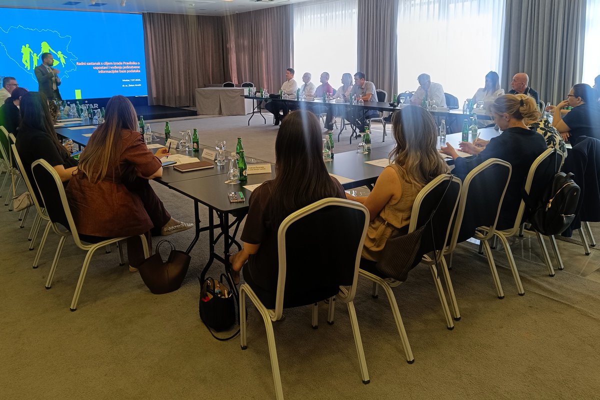 UNDPBiH's tweet photo. Institutions discussed better collection &amp; exchange of data on domestic violence &amp; GBV, a key step towards stronger coordination, evidence-based policies and improved protection.

Supported through #GEA, funded by 🇪🇺🇩🇰🇸🇪.

@unwomenbih @UNFPABiH @UNICEFBiH @SwedenBiH @eubih https://t.co/VIhbnJYN5A