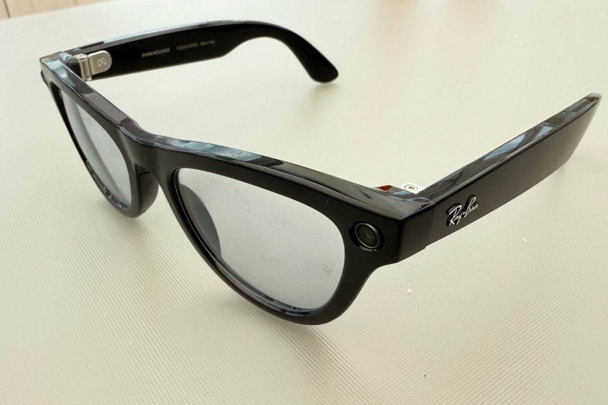 01net's tweet photo. Meta déclare la guerre aux lunettes trafiquées ! 📸 Désormais, toute altération du voyant bloque la caméra.   ➡️ https://t.co/RvGfZ3obIk https://t.co/3dKaijPB0a