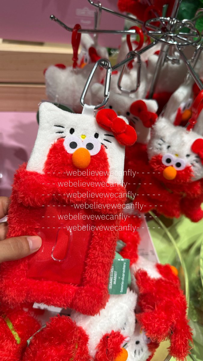webelievefly01's tweet photo. sesame street x sanrio ค่ะ🫠🫠🫠📝♥️🐬

#sanrio #รับหิ้วญี่ปุ่น https://t.co/z8n1Lx5yjV