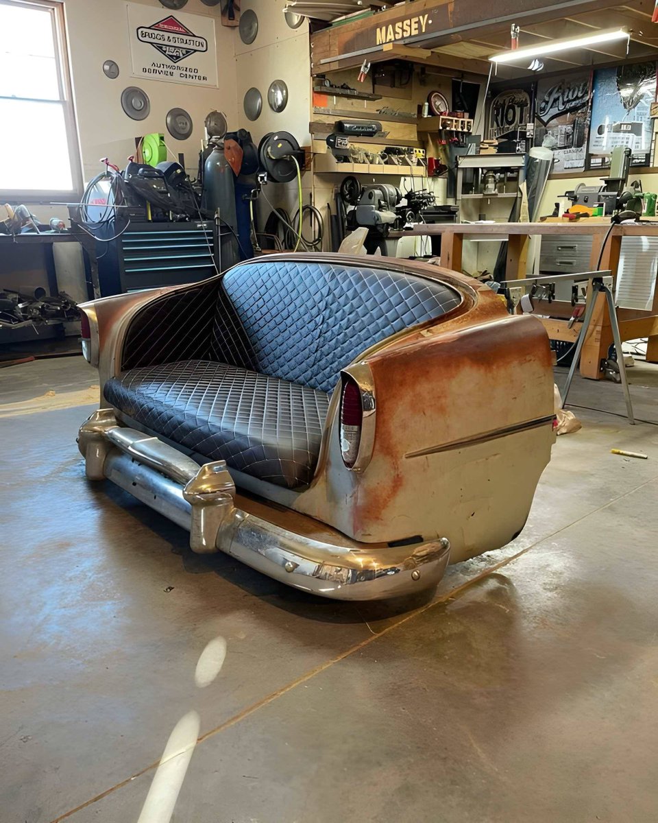 HappyMotorhead's tweet photo. Rate this ride from 1-10!
Where would you put this in your house? 🛋️🚗
#customfurniture #carcouch #upcycle #hotrod #homedecor https://t.co/GrXZZNLOf1