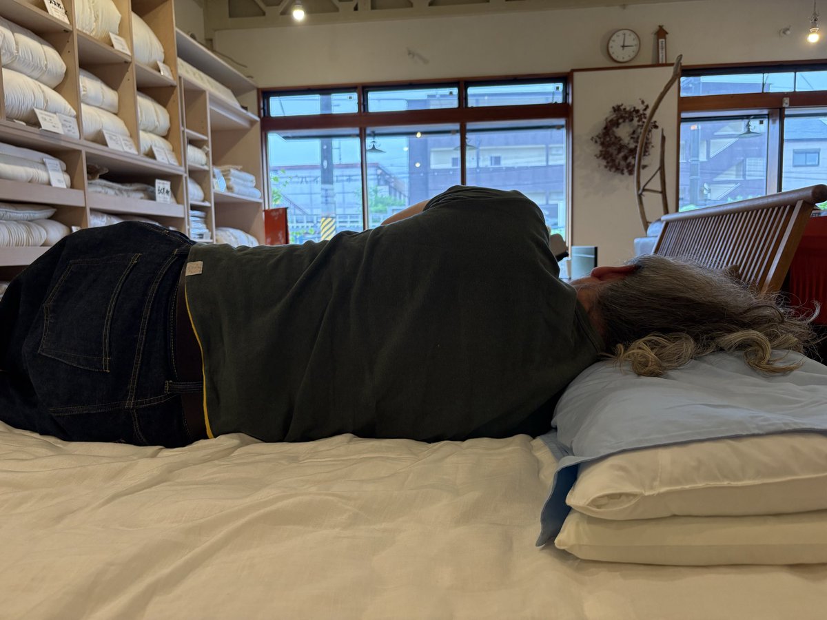 ogawa2828's tweet photo. ▪️オーダーメイド枕のメリット
どこのお店でお作りになられても、店内で一度作ったら🆗ではありません。
ご自宅では合わない場合も出てきます。
その時は、再度調整になります。
何度でも調整出来るのが良いところです。
通い易いお店で作ることをオススメ致します。
#お近くのお店
#気を使わない店 https://t.co/xYhEC7sf17