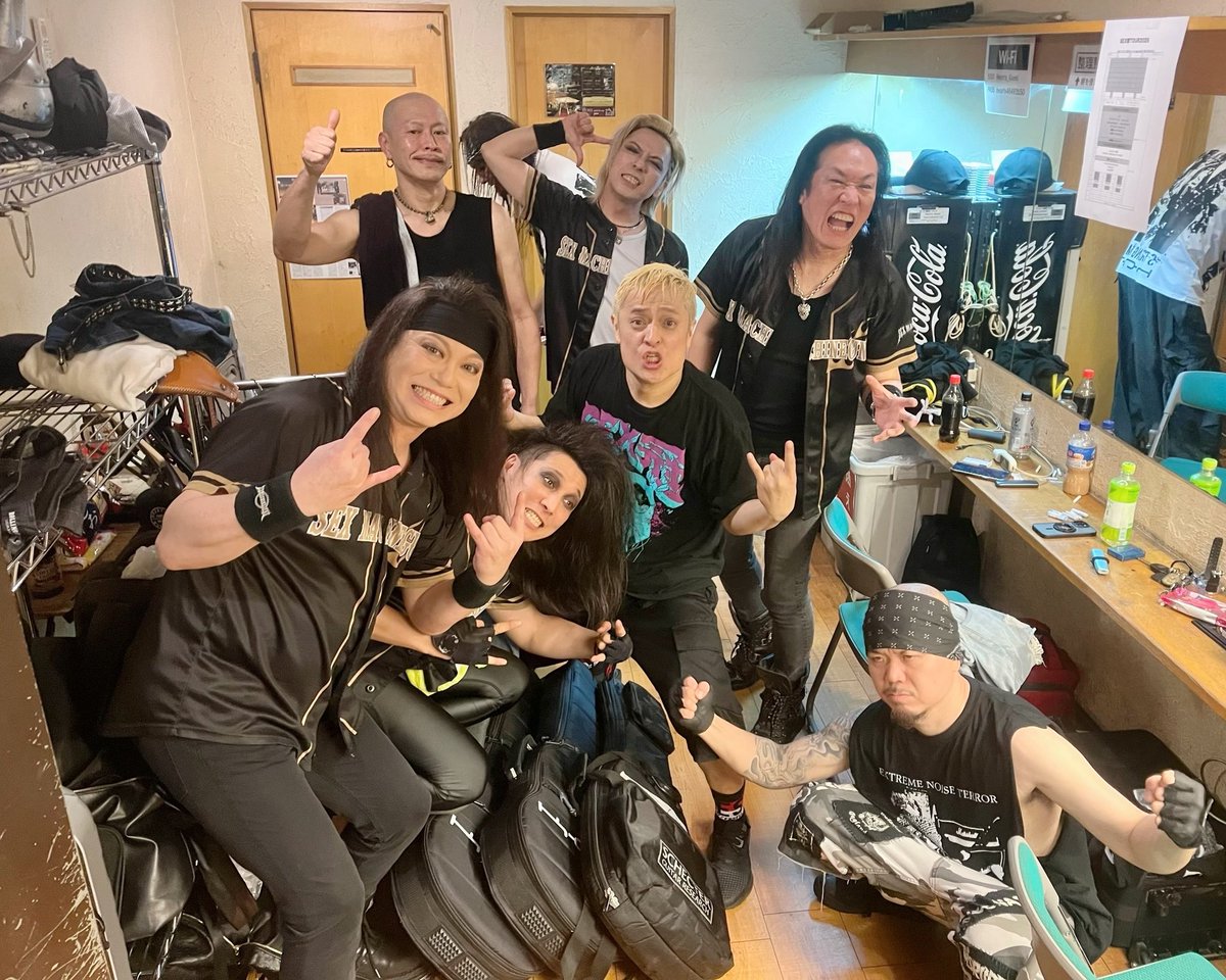 SEXKANMURI's tweet photo. SEX冠TOUR2026
今週末は札幌へ！
熱く激しく絶対楽しい2日間
お見逃しなく！！！

7/11(土)
@札幌SPiCE (DAY1)
OPEN / START  17:00 / 17:30
https://t.co/X1MsugGHAp

7/12(日)
@札幌SPiCE (DAY2)
OPEN / START  17:00 / 17:30
https://t.co/5yascSXTog

#SEX冠
#SEXMACHINEGUNS
#THE冠
#heavymetal https://t.co/0byaGdh3gg