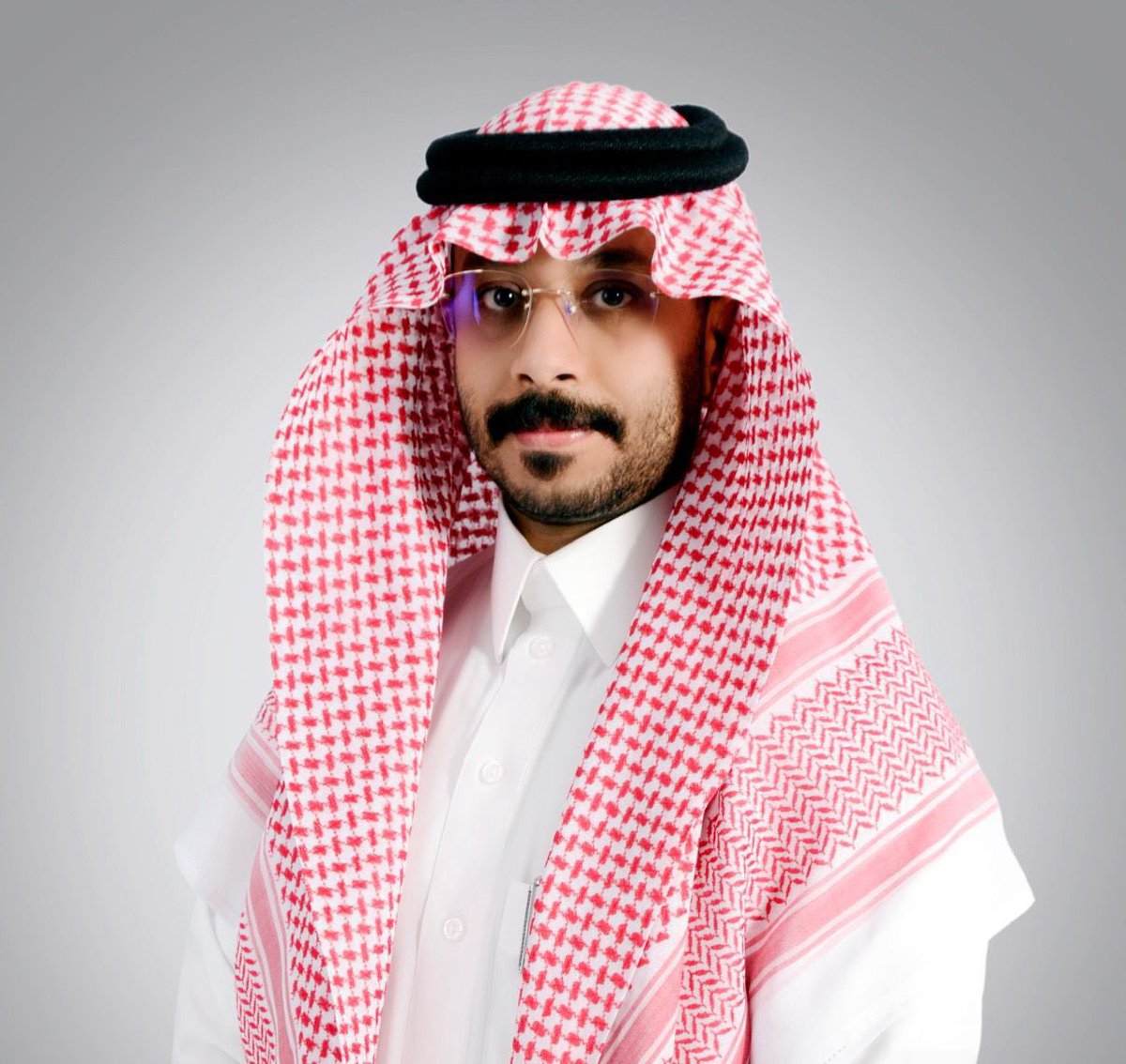 r007et7b's tweet photo. نبارك للأستاذ رائد بن بطي بن غوى صدور قرار تكليفه مديرًا عاماً للإدارة العامة للإعلام المؤسسي ببلدية محافظة #خميس_مشيط.

ونسأل الله له التوفيق والسداد في هذه الثقة، وأن يعينه على مواصلة تطوير منظومة الإعلام المؤسسي، وتعزيز التواصل مع المجتمع ووسائل الإعلام https://t.co/KW5LldZgZr