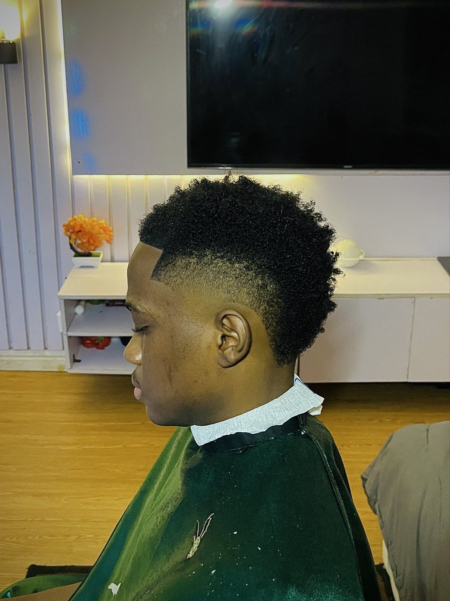 TheKalexmi's tweet photo. The quality of these fades 🍀💈

#messi #worldcup #argentina #egypt https://t.co/ww23HQjlaC