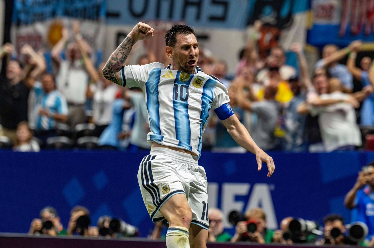 elchiringuitotv's tweet photo. 🌟 MESSI NO PARA de HACER HISTORIA 🌟 https://t.co/fdi2t4Etms