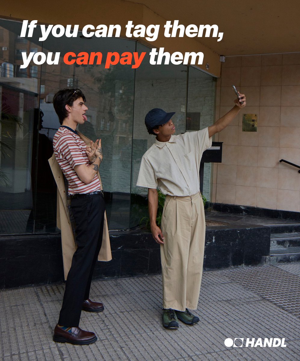 HandlPay's tweet photo. Money transfers as easy as tagging people in pictures. 

(Without even having to be on the same platform as them)

That's true money freedom. That's the goal. https://t.co/c89n9D9fPq