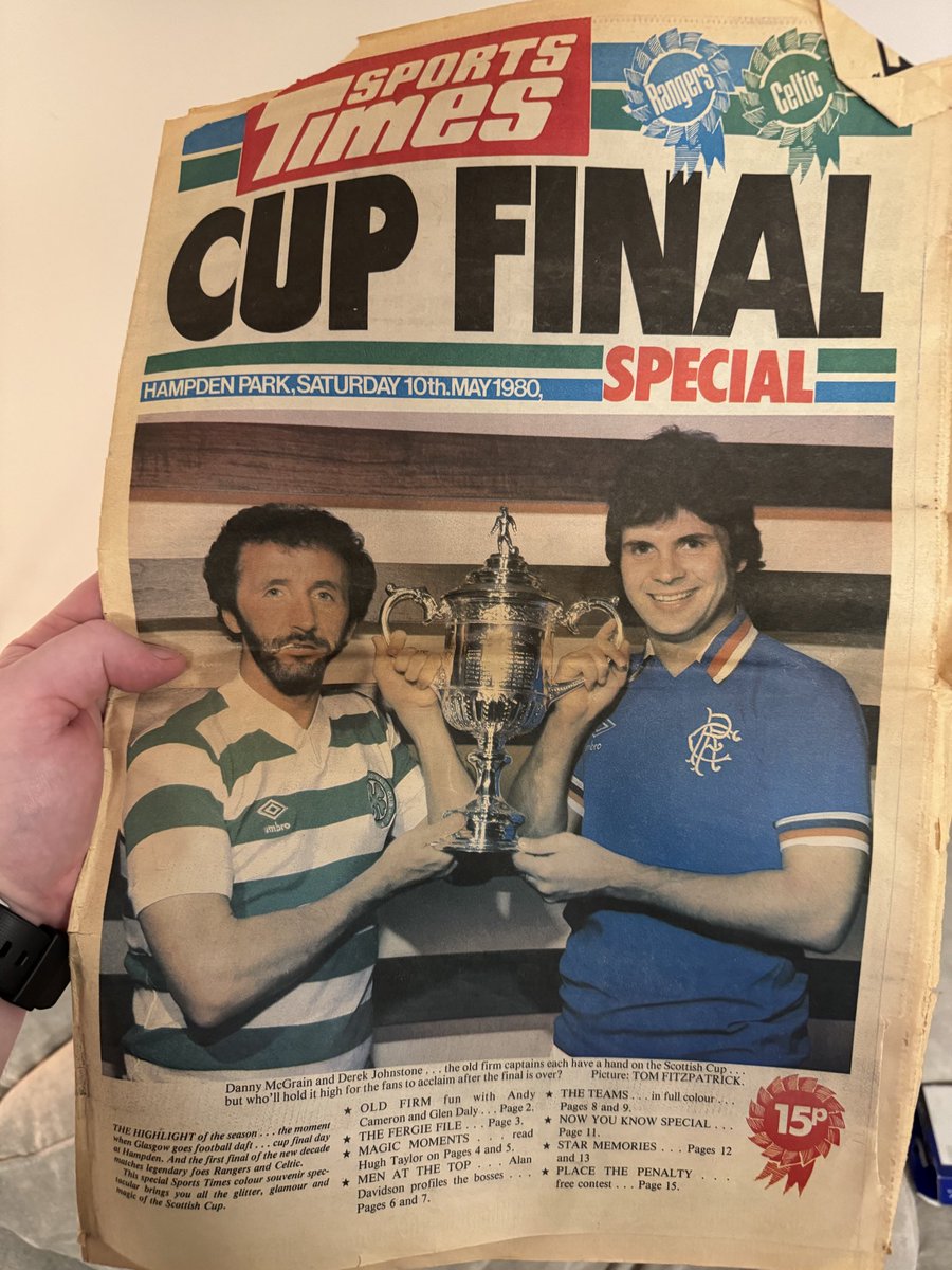 BMCRangersRants's tweet photo. If anyone is a collector of all things Rangers I have a vast collection of programs , Rangers News and various other publications. DM me if interested. 1970s onwards. Some great stuff. https://t.co/qQ5AIckRMz