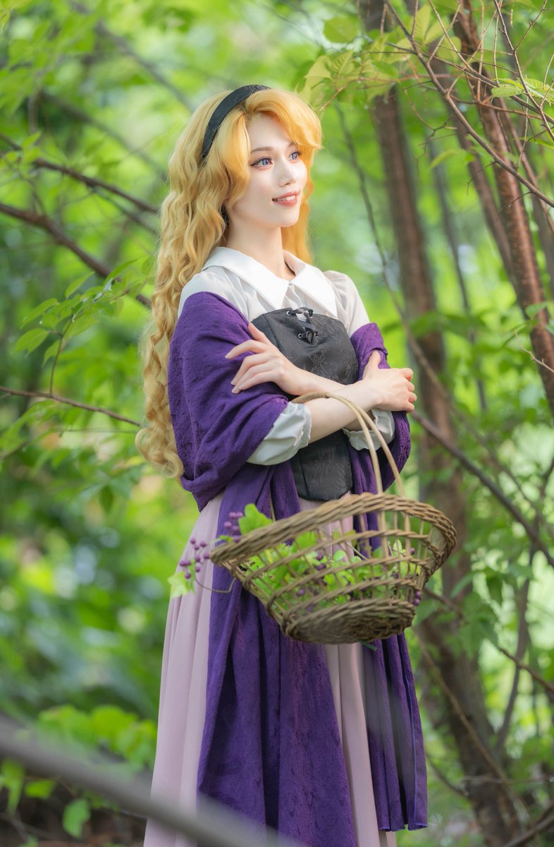 Sayak_Ariel's tweet photo. Cosplay:
眠れる森の美女  /  ブライア・ローズ

"𝑂𝑛𝑐𝑒 𝑈𝑝𝑜𝑛 𝑎 𝐷𝑟𝑒𝑎𝑚" https://t.co/5HZ7Cf6a7m