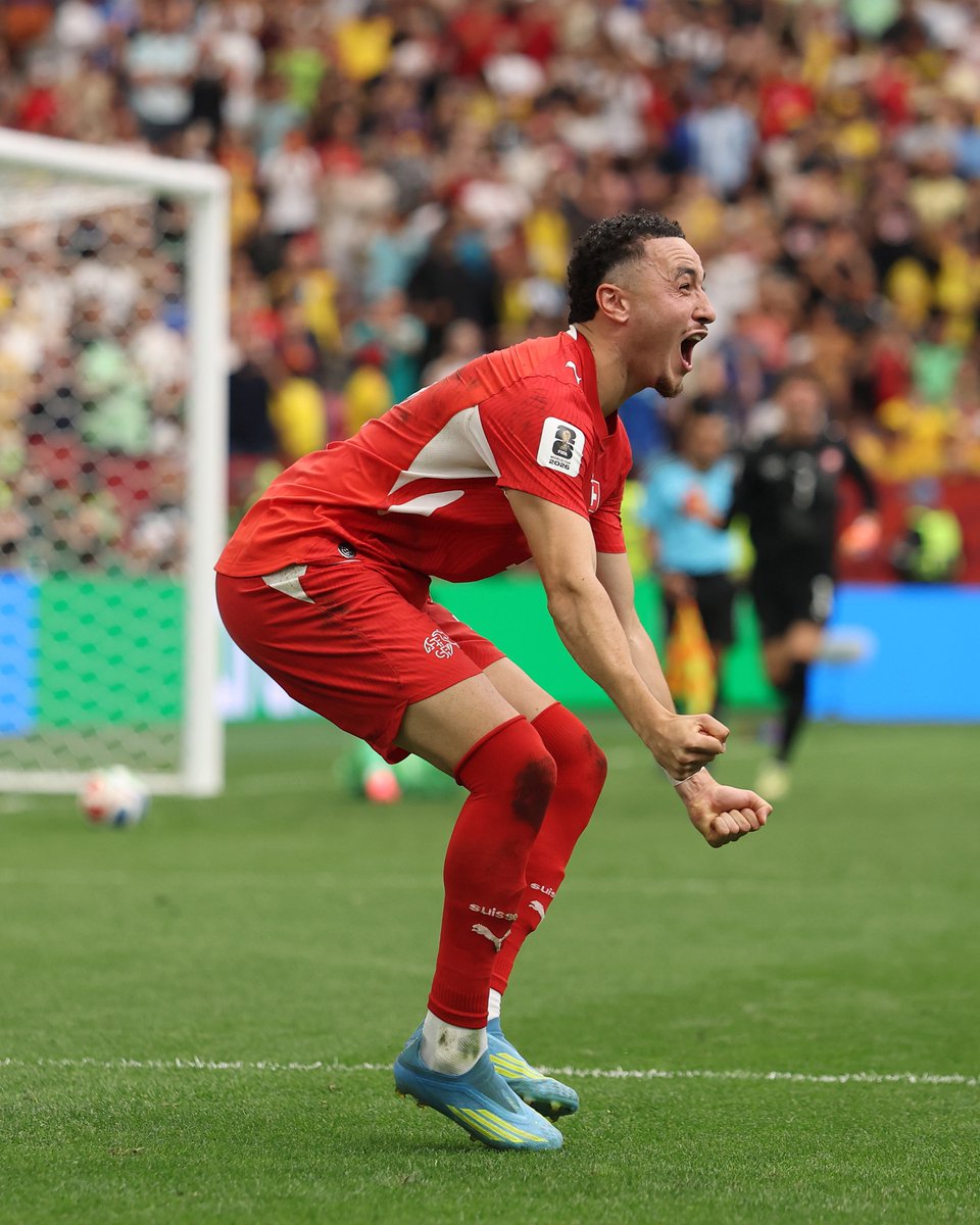 FIFA tweet media