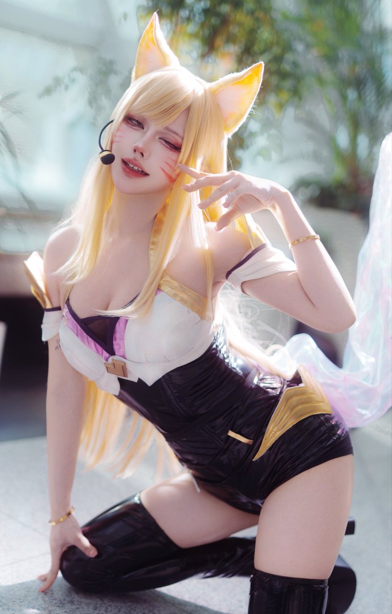 qkwl4189's tweet photo. #LeagueOfLegends 
#ahri 

🦊🦊 https://t.co/N7ZU4FpuXp