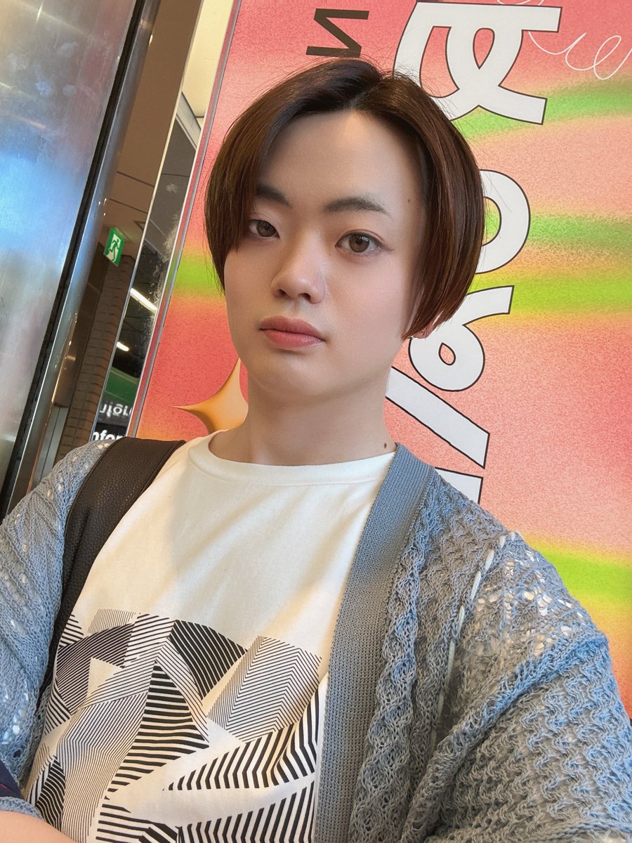 Hiro_kakeran's tweet photo. 誰！？このイケメンは！？！？！？
(自分では思っていません。) https://t.co/7Hg9xcrZYO