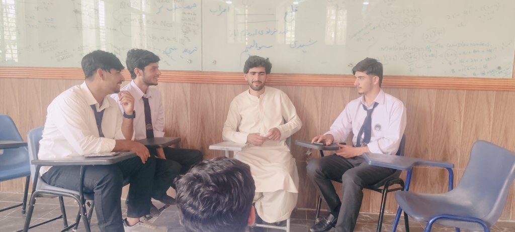 NSM_Bal's tweet photo. Science College students Muhammad Asif, Yasir Shah &amp; Ehsanullah have joined National Students Movement (NSM).
Provincial President Wakeel Adil welcomed them to the movement. Together for students' rights, quality education &amp; progressive political struggle.
#NSM #StudentsUnity https://t.co/QFOOqkNOJo