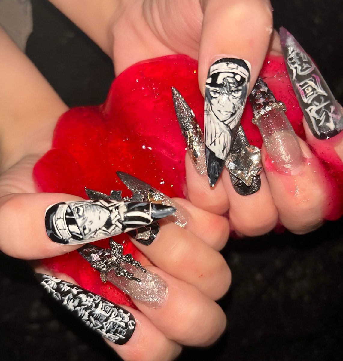 Lxc1ni's tweet photo. 🍑👹nailෆ.*･ﾟ
あにめたのしみです https://t.co/38tvT0IcPp
