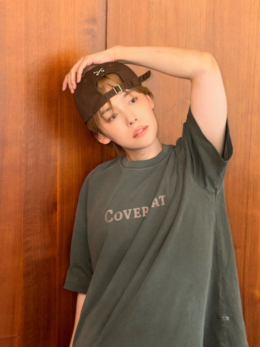 softinseo's tweet photo. he’s literally 20 https://t.co/0RWFrCNp9L