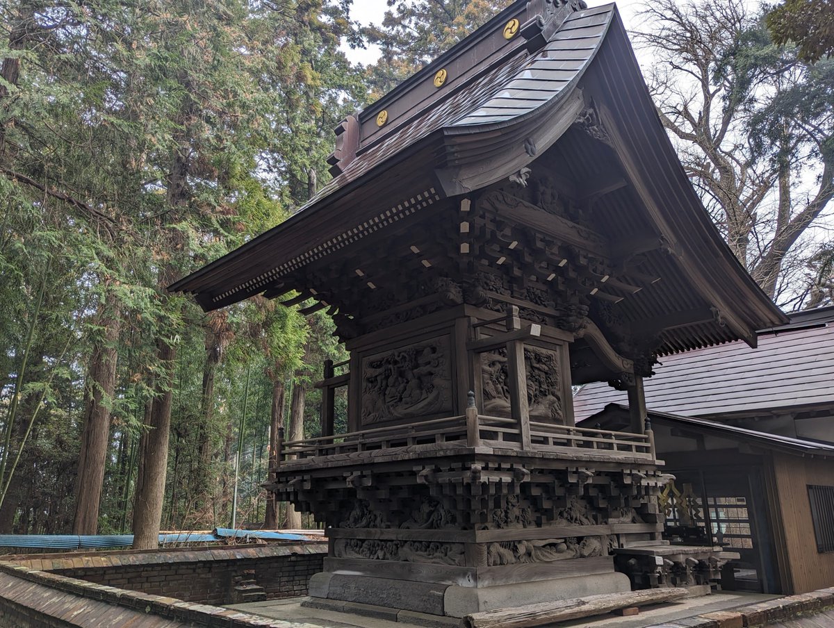 ShunaSora's tweet photo. 印西市周辺には物部氏の祖神とされる饒速日命を祀る鳥見神社が集中しているが、面白いのは近くにある木下廃寺と関東最古級の現存寺院・龍角寺の旧伽藍配置や出土瓦が共に山田寺様式ということ。山田寺は蘇我本宗家と対立した蘇我倉山田石川麻呂が創建した寺院。
興味深いと思いませんか？
↓続く https://t.co/x7ha2ruXd1