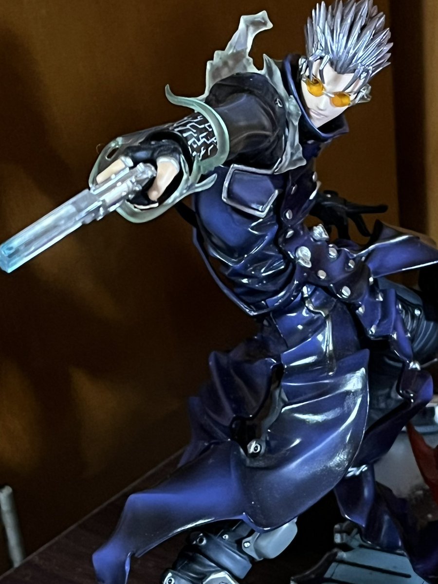 夏はフィギュアにも大敵。今日日、全身PVCのスケールフィギュアも