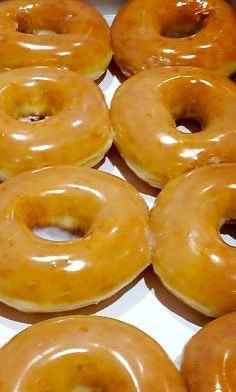 carolcoppie's tweet photo. Good Wednesday morning! It’s time to make the Donuts!☕️🍩 https://t.co/EAVu8zBa6X