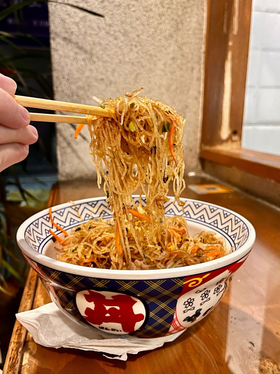 KastelSascha's tweet photo. Late night craving fixed. Hot ramen, soft conversations, no rush. https://t.co/ECkrsS3tC0