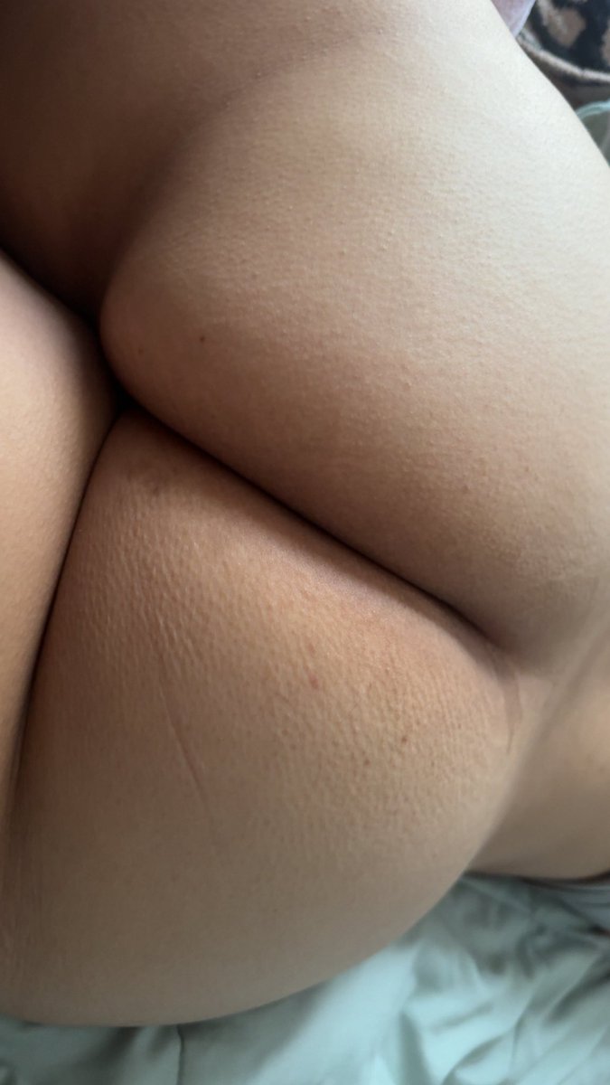Nalgonacakes's tweet photo. Be honest with me can you handle all this with what you got? #smallpenishumiliation #sph #loser #beta #sizequeen #femdom #humiliation #tinydick #shrimpdick #micropenis #microdick #cfnm #smallpenis #voyeur #exhibitionism https://t.co/3iUV9ehn2C