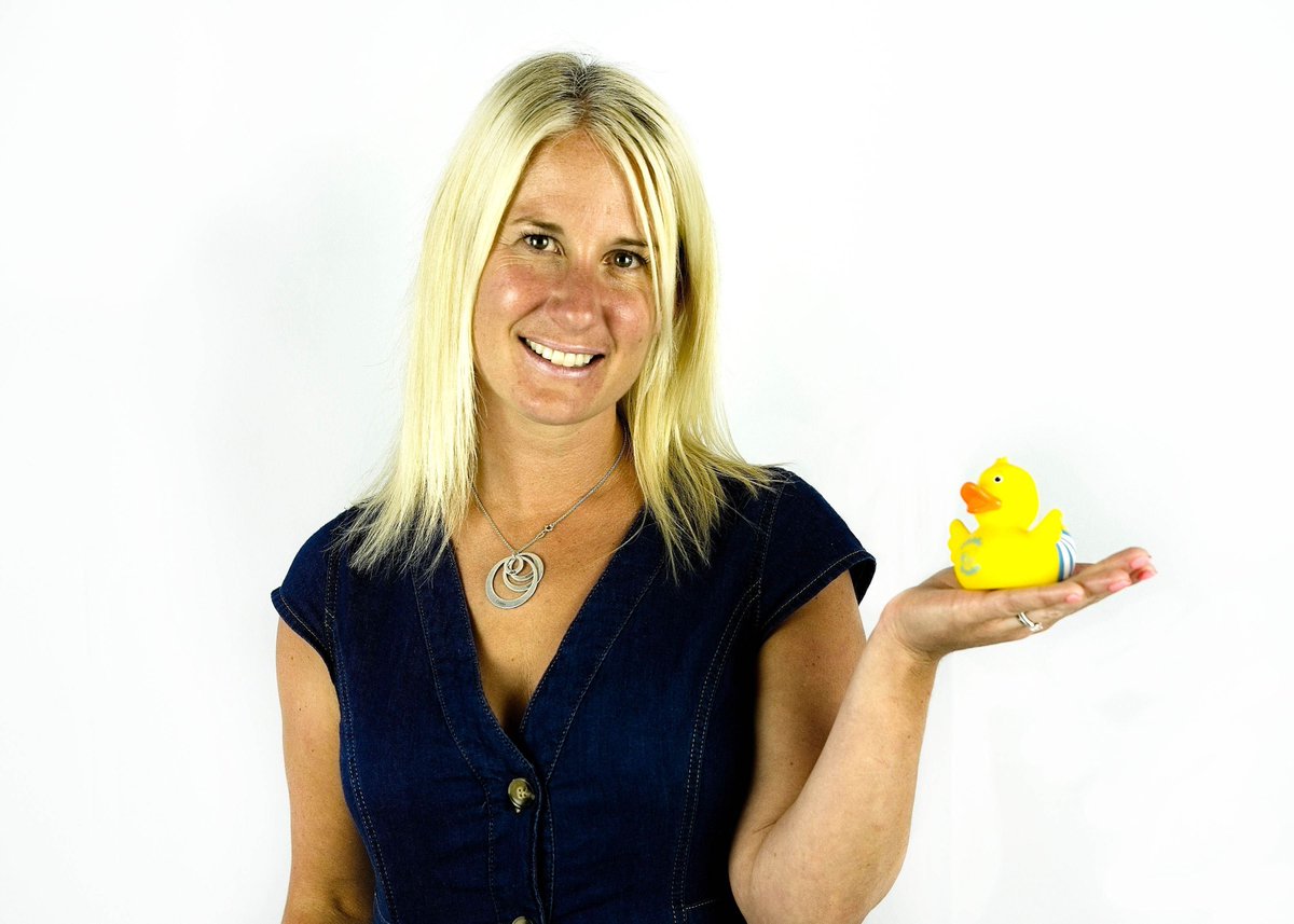 UKFranchising's tweet photo. From accountant to award-winning business owner 🏊‍♀️ Carolyn Sharpe turned her passion for swimming into a thriving @PuddleDucks franchise. Discover how she built a successful business while achieving the work-life balance she was looking for: https://t.co/ceQaGw062A https://t.co/XdFIVmVFKy