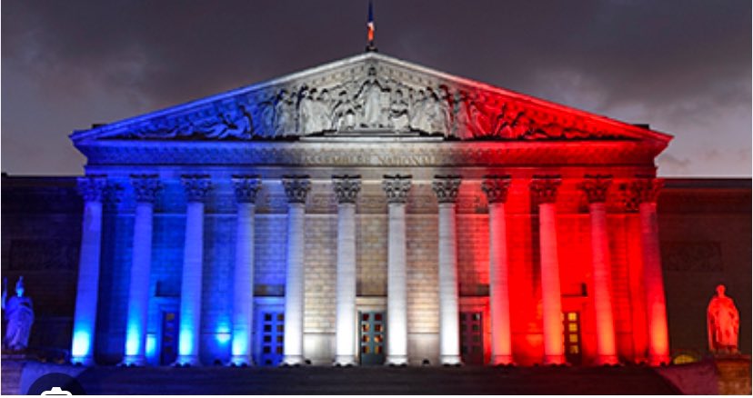 Resistance_SM's tweet photo. 🇫🇷🙄🕳️ La vendue de  Klaus Schwab, cette marionnette macroniste notoire et mondialiste soumise jusqu’à la moelle au Grand Orient des élites ! 

Un audit financier de 2017 à 2026 révèle des détournements massifs de fonds publics entre Paris, l’Ukraine et Bruxelles : où sont passés ces 720 milliards portés disparus sous la houlette d’Ursula von der Leyen, cette grande prêtresse de la corruption institutionnelle ? 

La liste des scandales est interminable, les poches des Français vidées à blanc pendant que vous vomissez dans vos  mensonges. 

Madame Braun-Pivet, cessez vos vidéos de propagande et vos baratins de déontologue de pacotille : publiez les notes de frais, ou taisez-vous à jamais. 

Vous n’êtes plus qu’un ectoplasme de la macronie pourrie, complice d’un système qui pille le peuple pour nourrir les oligarques de Davos et les copains de Bruxelles. 

Démissionnez, La France n’est pas votre tirelire personnelle. 
 https://t.co/px5BdL00Cj