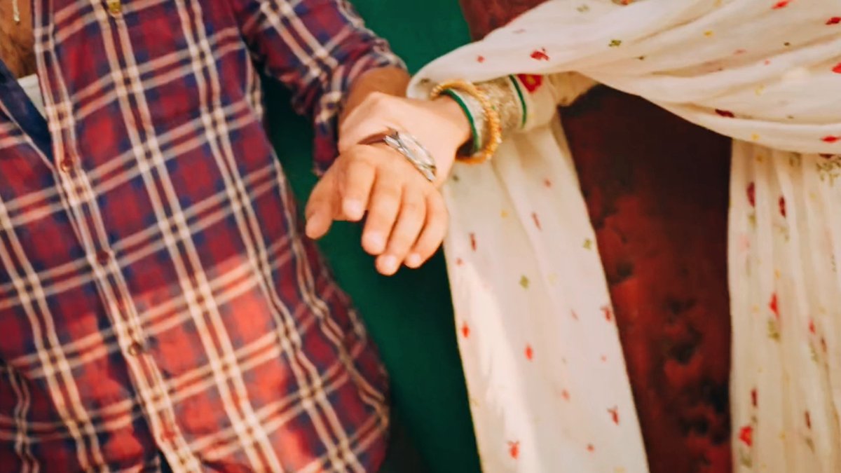 BlissfulYana's tweet photo. Happy one month to my beloved lil show and Krisha💗 I have completely fallen in love with this show🥹🤏🏻
#bareillykebacchan #Krisha https://t.co/TbvYDbZUtI
