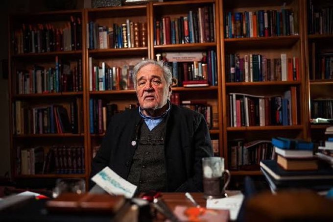 Turkicultures's tweet photo. 🗣️Prof. Dr. İlber Ortaylı:  

“Türkiye’nin en mühim zenginliği, Türklüktür.” https://t.co/jE3bQ125kV