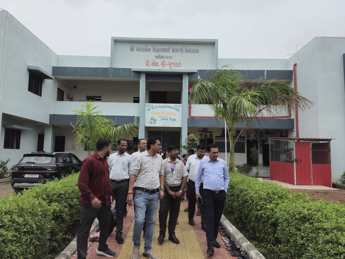 District Panchayat office Botad tweet media
