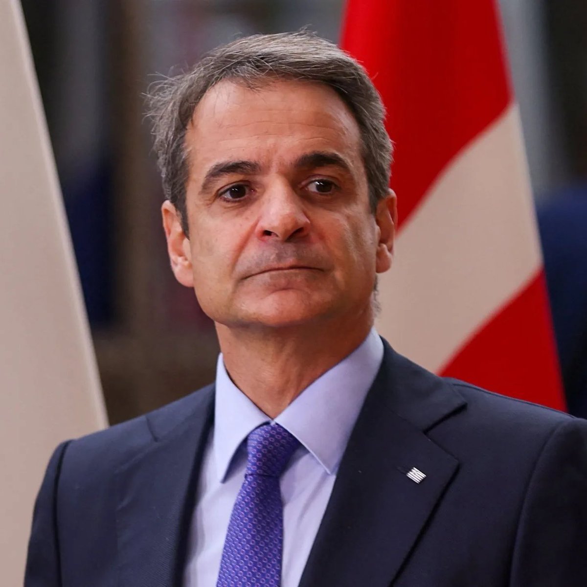 ibrahimkaragul's tweet photo. Yunanistan Başbakanı Miçotakis:

“Türkiye bizi savaşla tehdit ediyor.” 
Sen İsrail ile ne haltlar karıştırıyorsun?
Sen o adalara niye İsrail’i taşıyorsun”