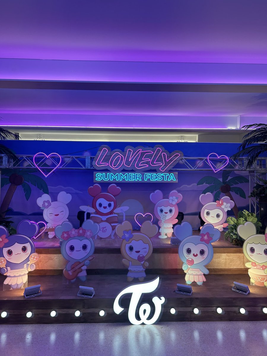cc179456's tweet photo. #TWICE_THISISFOR_POPUP
#FANS_SHOP #팬즈샵 https://t.co/qAQ9LEbb6L