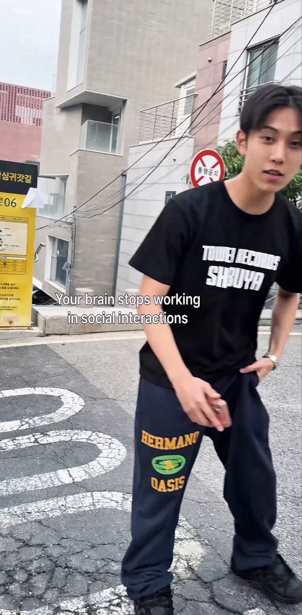 바미 tweet media
