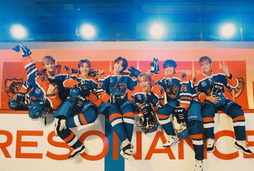 haeradioss's tweet photo. only 3 members left part of 90s love unit…  and this was one of the most legendary unit line up NCT ever created… https://t.co/S68QDB9zVD