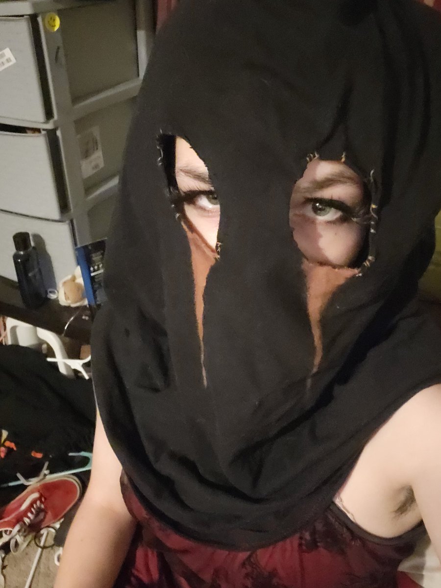 BLUTKANDY's tweet photo. OH oh I also found a photo where I did my lashes. https://t.co/080O7NNBKs