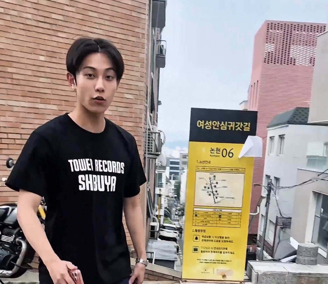 ryuxl9's tweet photo. 하필또 찍고있는곳이 여성안심귀갓길ㅇㅈㄹ https://t.co/yviqPBnjEp
