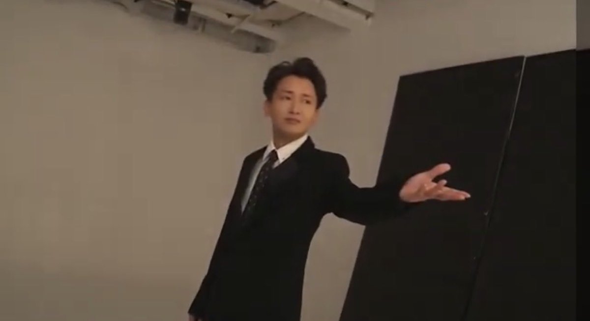 Xandassociates's tweet photo. Ohno Satoshi โพสต์วืดีโอโปรโมทระบบแฟนคลับ SATO-JIMA ที่จะเปิดใช้งานวันที่ 15 กรกฎาคมนี้ 

โดยในวิดีโอเปิดเผยเบื้องหลังการถ่ายภาพ รวมถึงชีวิตประจำวันในชนบทของเขาอีกด้วย https://t.co/AWla32U3Gx