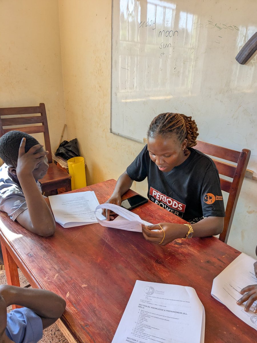 bett33320's tweet photo. We’ve been in #jinja for the past two days having sessions courtesy of @DwonaInitiative #VoicesinClass program.
We spoke about #menstruation, #puberty #bodychanges and #selfwareness.
The sessions helped in breaking myths, reducing stigma & equipping them with #rightinformation. https://t.co/SCiKr3S60Y