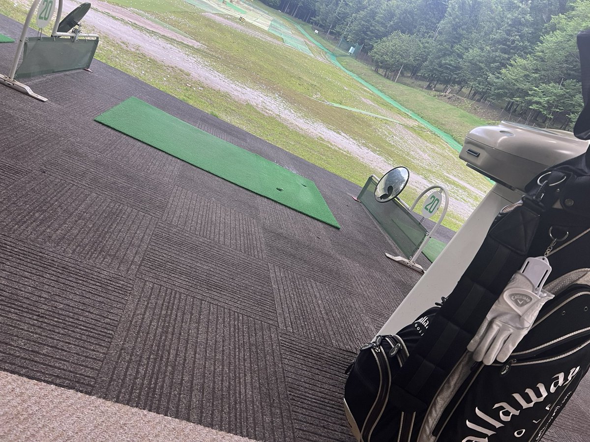 ryo6943's tweet photo. 久しぶりにきた。だめ。
センスがない。 https://t.co/R2hFOIAOGJ