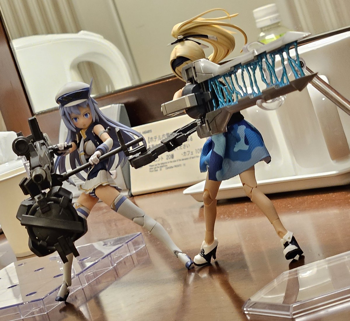 asapnisinokun's tweet photo. #おいでよメガミデバイスの沼
とびだせ！あつまれ！ https://t.co/c8ofHyG67V