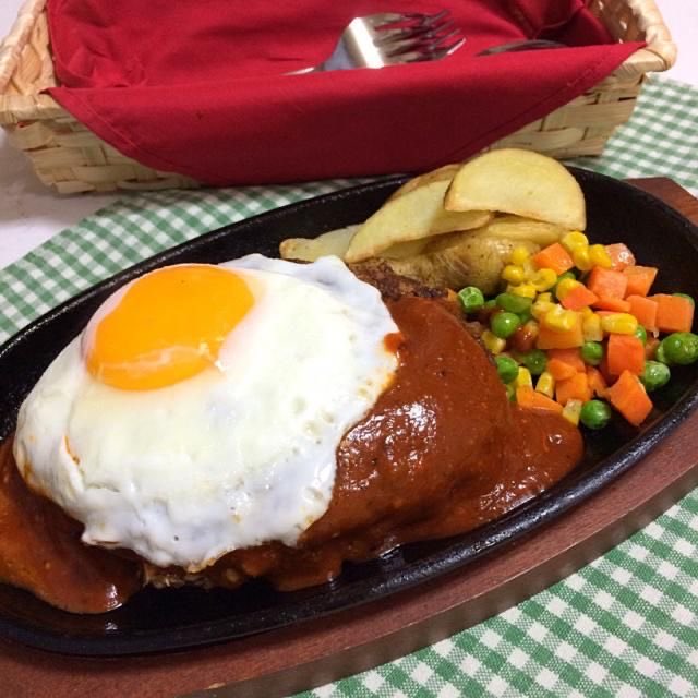 boamln8's tweet photo. アンニョン！
今日は帰りハンバーグステーキ食べてきました。すごく美味しかったです。毎回私はグルメに走っちゃってますㅎㅎ明日から天気が雨、そして湿度が高いので何か心配です。明日から本格的に梅雨入りですよ。雨は嫌ですわ。って事で今日もお疲れ様でした。今夜もまったりお過ごしください。 https://t.co/NZTtjZTwDK