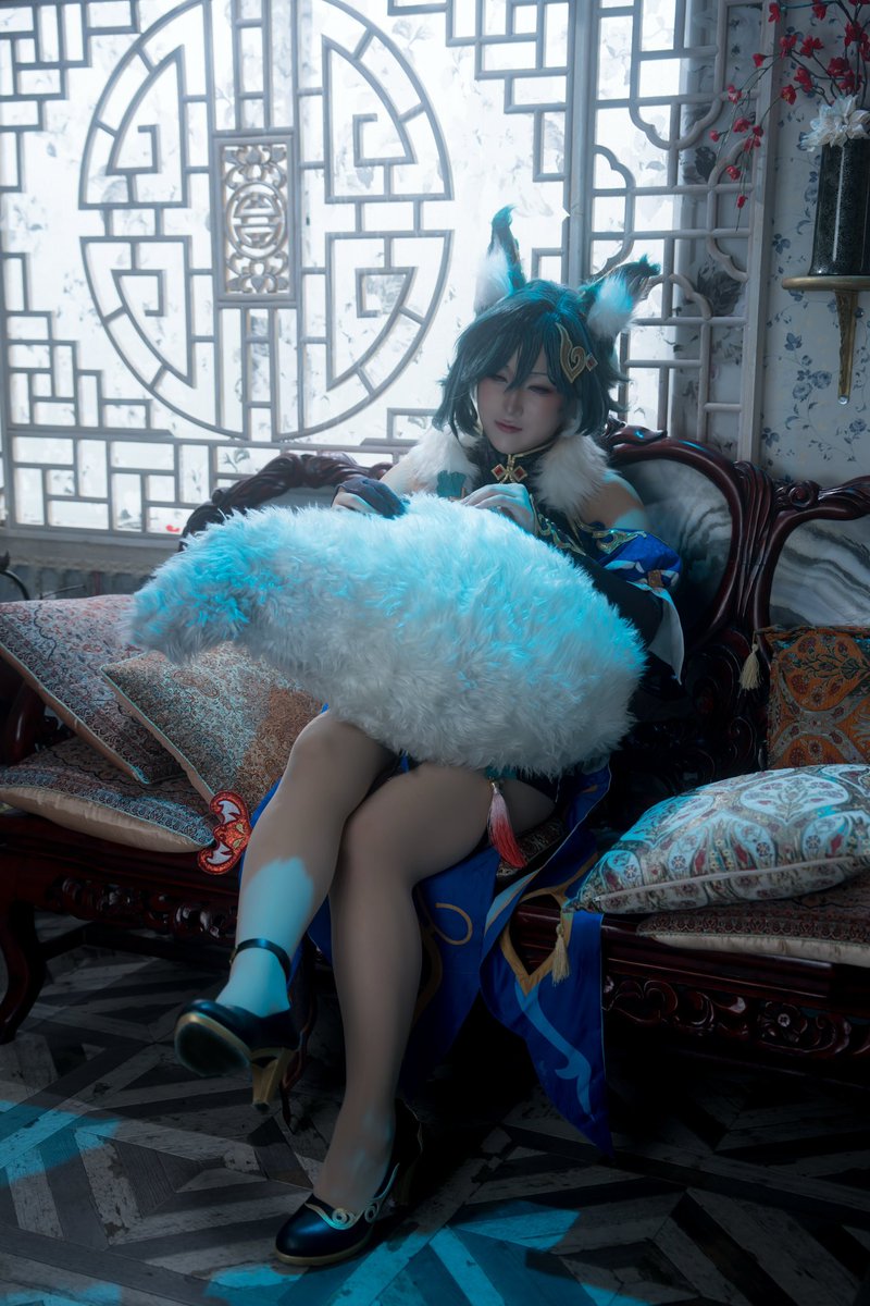 Niau_coss's tweet photo. Cosplay/コスプレ
崩壊スターレイル/HoukaiStarRail
御空/Yukong
📸:@kuonji_kaede
孤族にとって、尻尾の手入れは日常なの
#HoukaiStarRail #Yukong
#崩坏星穹铁道 #驭空 https://t.co/cL5nBYvRpr
