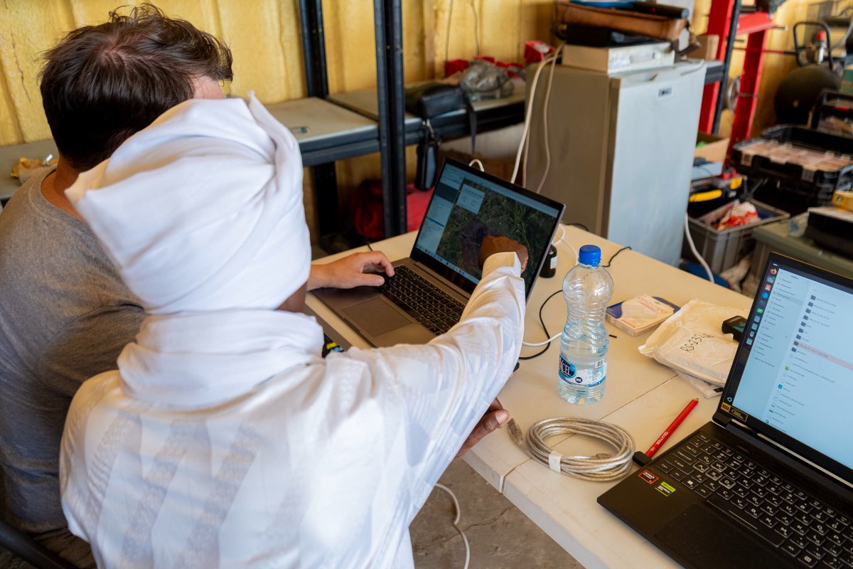 SonemicT's tweet photo. #SONEMIC | Inventaire minier national
  
La #SONEMIC s’apprête à lancer la 2ème phase de son inventaire minier: une étude géophysique aéroportée de haute précision.

Objectif : utiliser la magnétométrie et la radiométrie pour cartographier le sous-sol jusqu’à plusieurs...
Suite.. https://t.co/yFUumFc8B8
