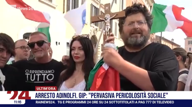 see_lallero's tweet photo. Voglio lasciar parlare l'immagine, tutta. https://t.co/nxBFtd0037