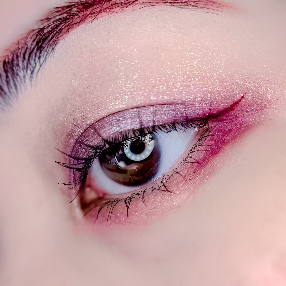 wakabo96's tweet photo. ♡shu uemura
　フェイス カラー
　ラベンダー レイン ハイライター

　ハード フォーミュラ
　アズキ ブラウン

　クシ ブロー
　Mアズキ ブラウン https://t.co/rTVvE49b7f