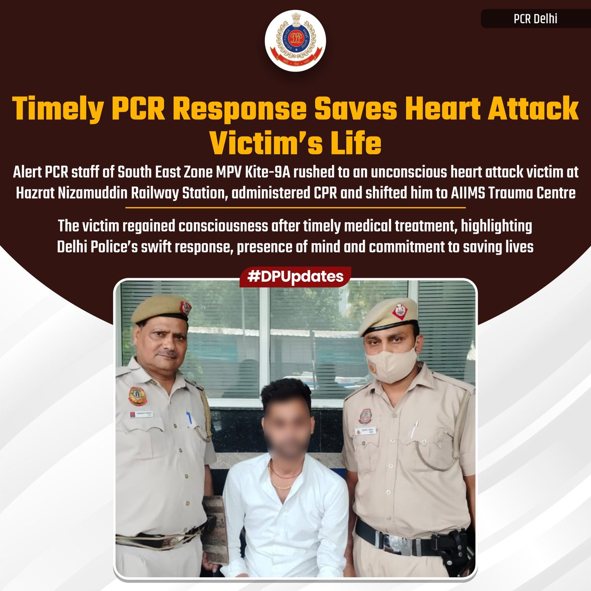 DCPPCRDELHI's tweet photo. PCR staff of South East Zone, saved the life of a heart attack victim at Hazrat Nizamuddin Railway Station.
PCR staff administered CPR, rushed him to AIIMS Trauma Centre and ensured timely medical care, helping him regain consciousness.
#DPUpdates
#PCRUpdates
@DelhiPolice https://t.co/cVAEkCX9FE