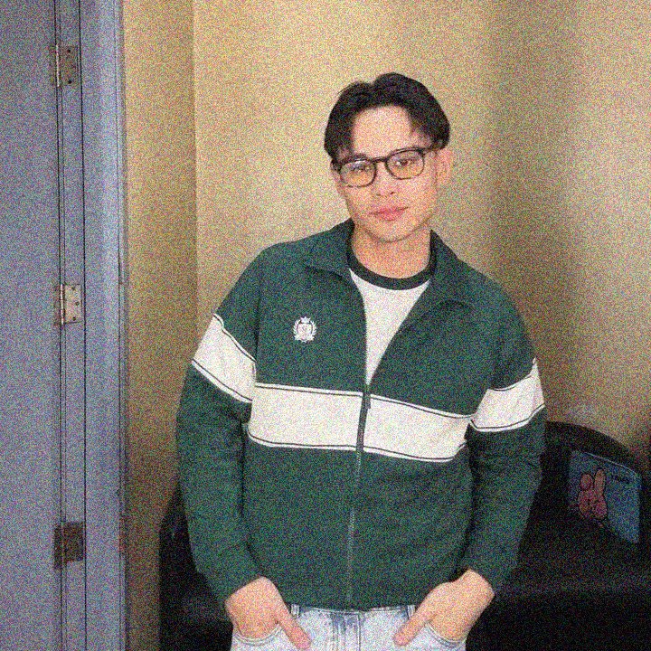 RalphVeeUNI's tweet photo. [07082026] Ralph featured on @makeupbyjapiano's IG post

"Wednesday Vibe💚
It’s Showtime
Hurado and Co-Host RDL @ralph_dl
Grooming @ralph_dl
Styled by @perrytabora
Assisted by @kireilegsy02"

Check out the full video here:
https://t.co/XoOcBRoUJf

📝#RalphVee | #RalphDeLeon | Ralph De Leon📝