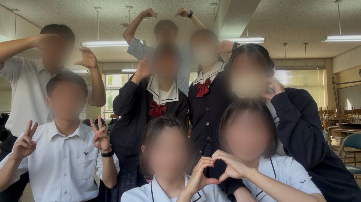 tobataengeki_'s tweet photo. こんにちは！戸高演劇部です😗❤️‍🔥
時間差投稿になったのですが、、

6月をもちまして、3年生9名が引退しました😭😭✨

ここまでこの仲間とやってこれて、たくさんの思い出を共有できたこと、とても嬉しく思います！！💗💗

これからもYES WE CAN!で頑張っていきます✨✨
応援ありがとうございました😭💕 https://t.co/y1nxYndb4d